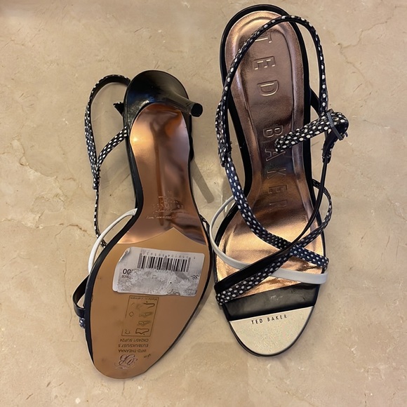 New - Picture 2 of 4